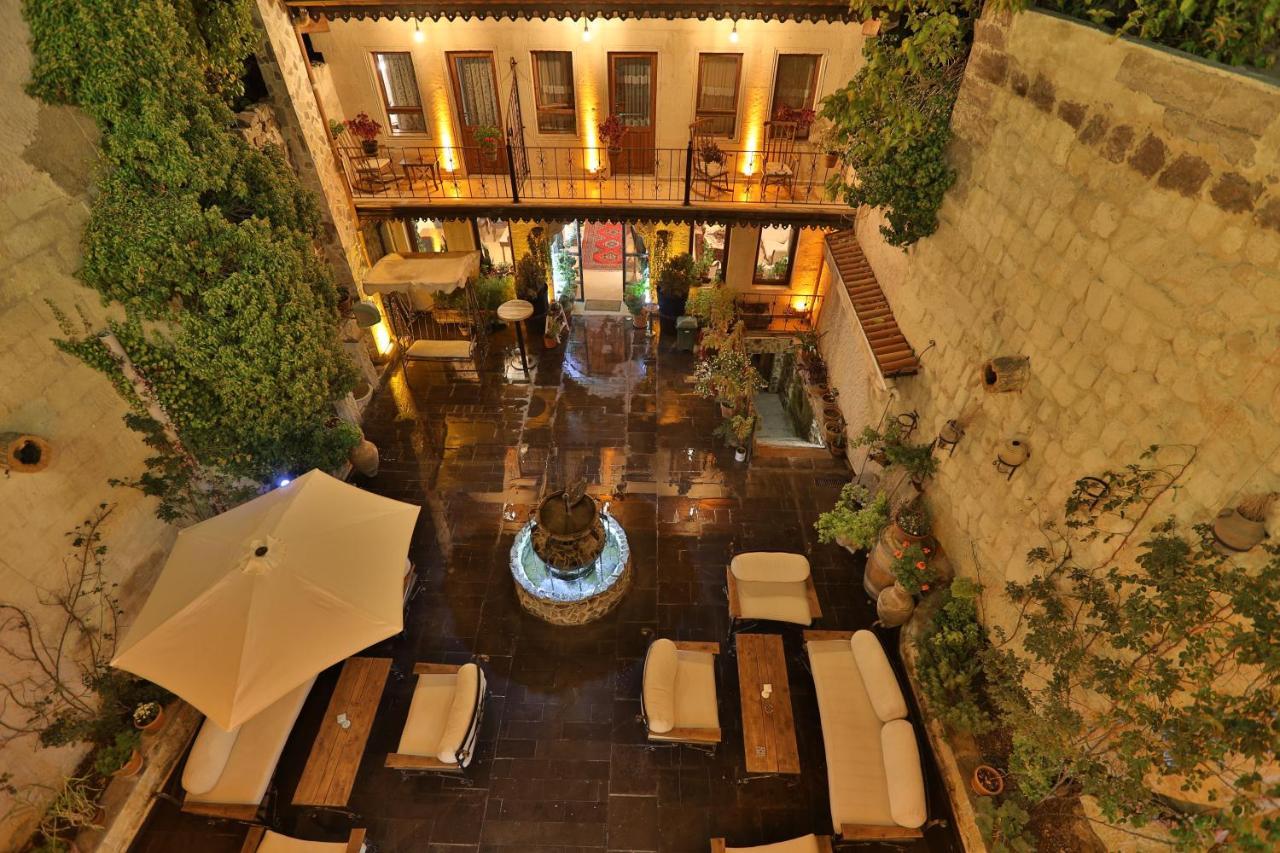 Aja Cappadocia Cave Hotel ウルギュップ エクステリア 写真