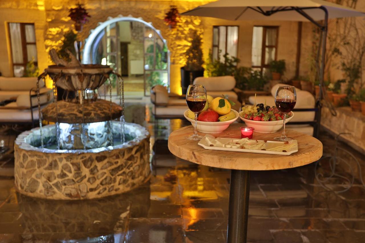 Aja Cappadocia Cave Hotel ウルギュップ エクステリア 写真