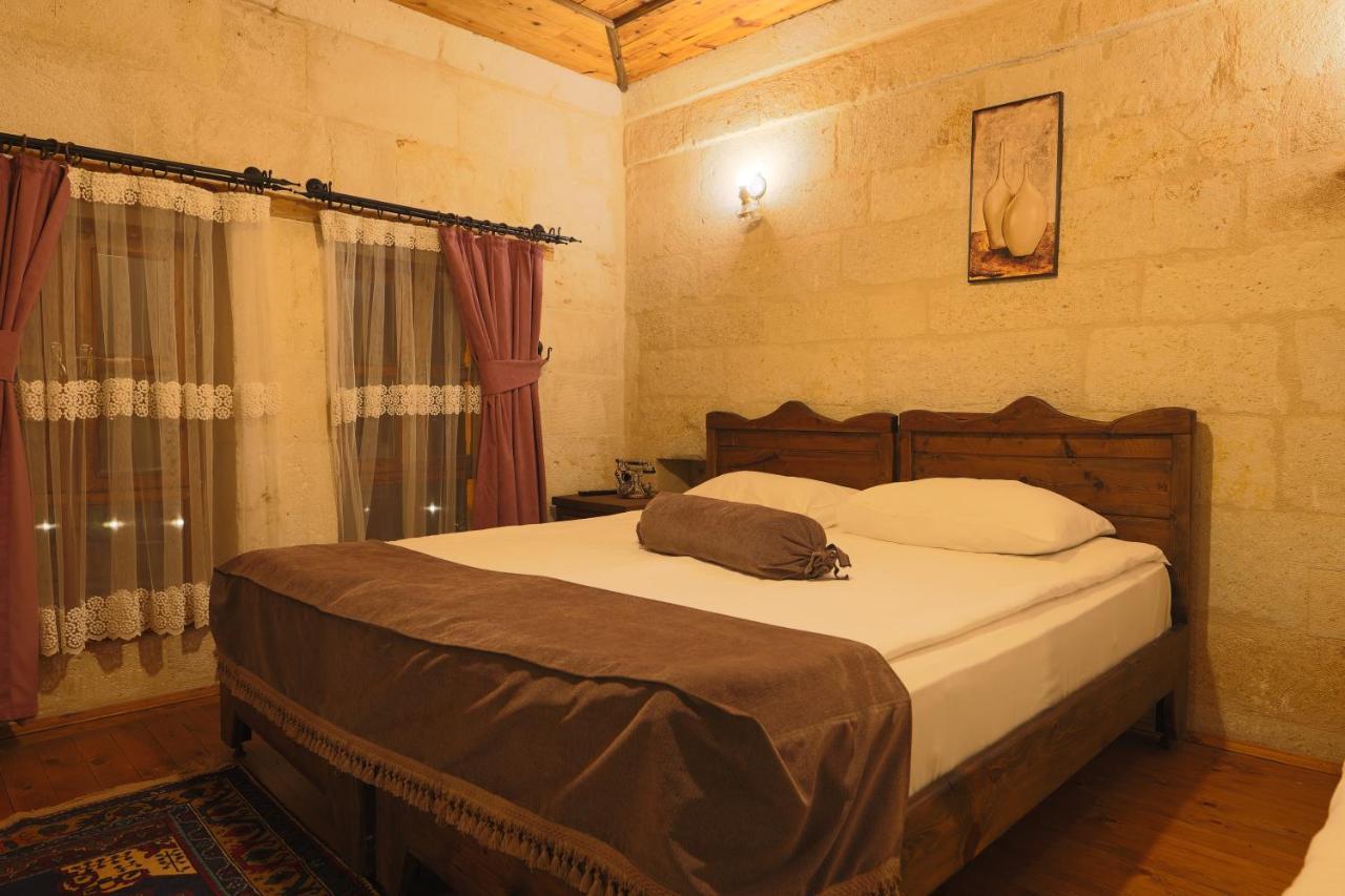 Aja Cappadocia Cave Hotel ウルギュップ エクステリア 写真