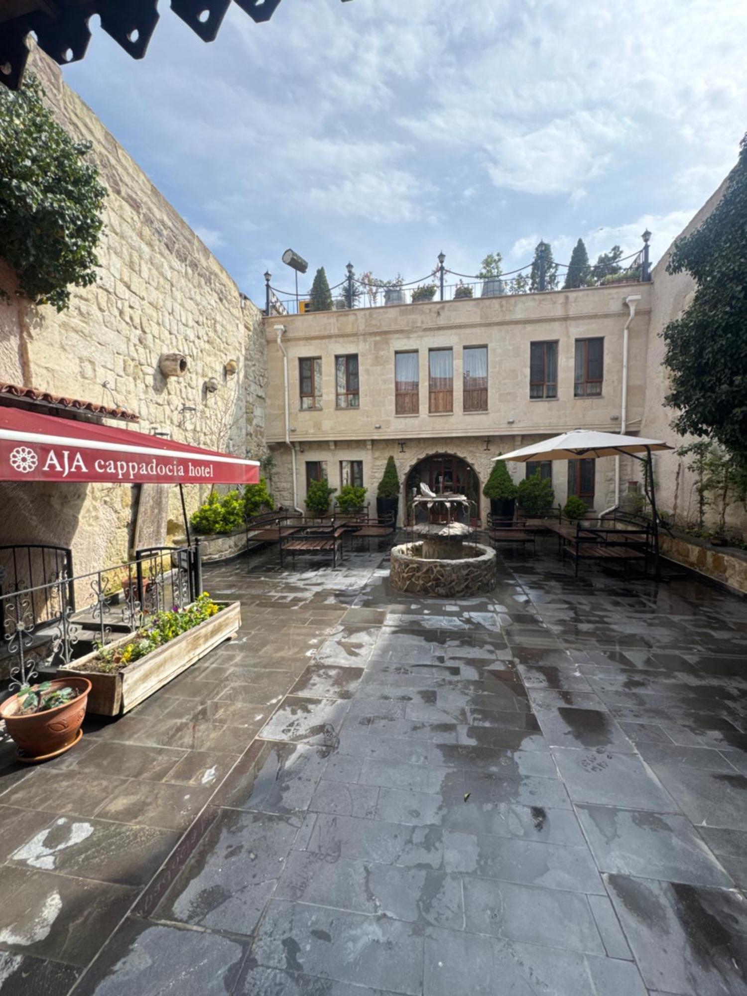 Aja Cappadocia Cave Hotel ウルギュップ エクステリア 写真