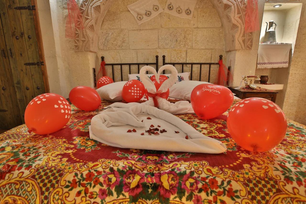 Aja Cappadocia Cave Hotel ウルギュップ エクステリア 写真