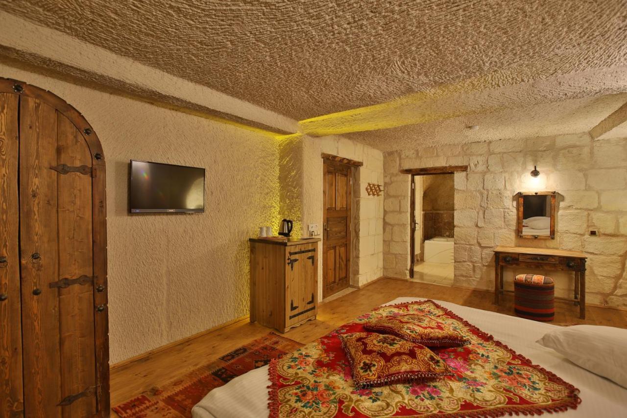 Aja Cappadocia Cave Hotel ウルギュップ エクステリア 写真